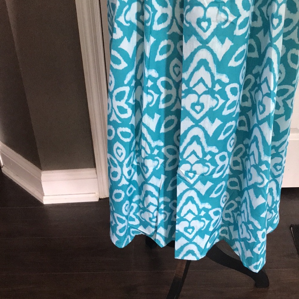 Dress - Picture 2 of 6